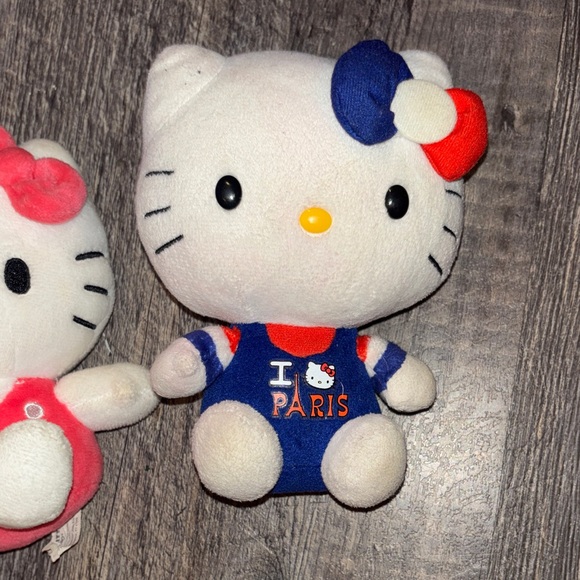 Hello Kitty Plush Bundle 5 pieces - Picture 4 of 6